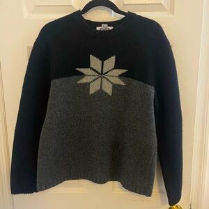 Vintage 100% wool Old Navy sweater ski snowflake preppy New England frozen